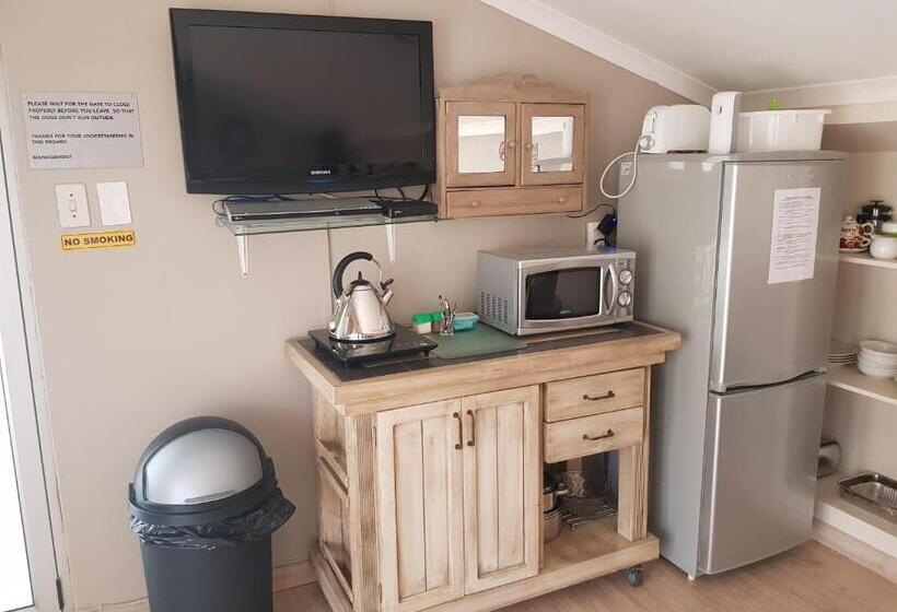 اتاق لوکس با بالکن, Bethel B&b / Selfcatering