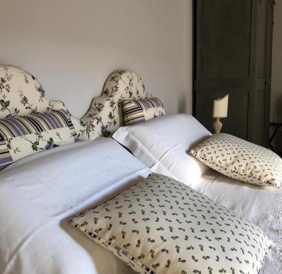 اتاق سوپریور, Le Case Cavour