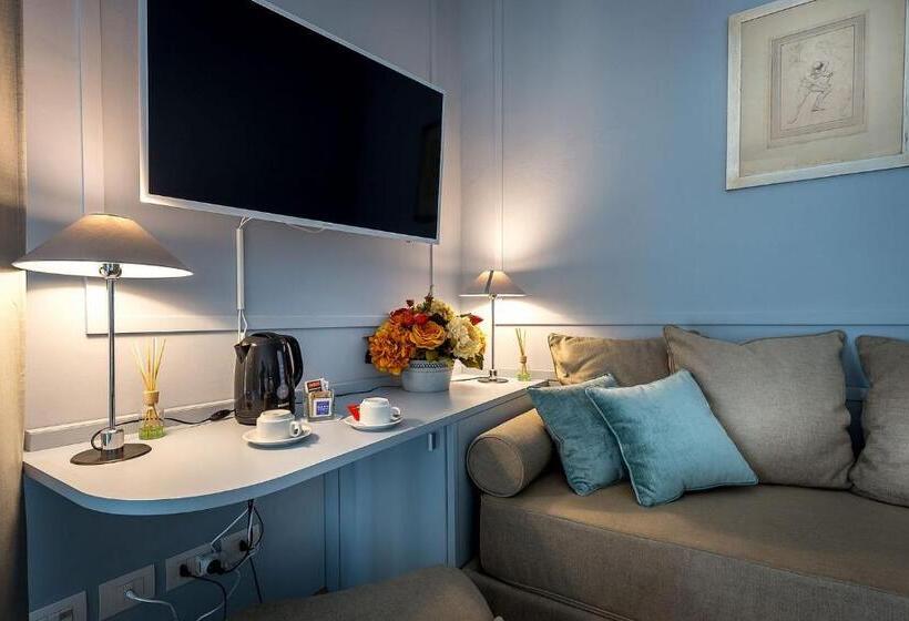 اتاق استاندارد سه نفره, Uno Sguardo Su Firenze