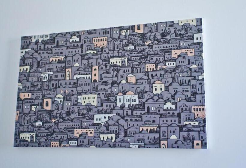 اتاق استاندارد, Florestine Napoli