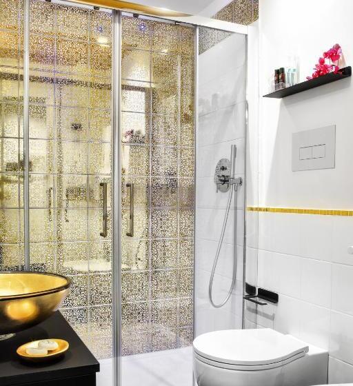 جناح جونيور مزوَّد بشرفة, Manzoni 46   Ospitalità Siciliana