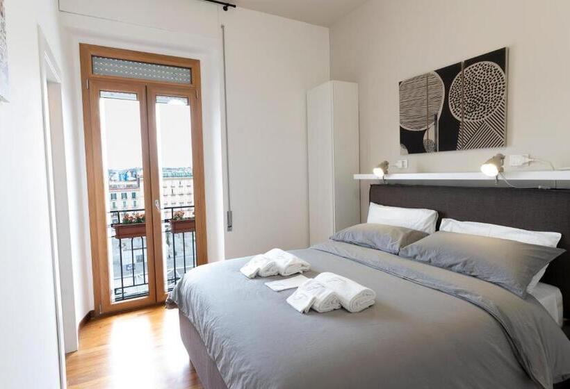 اتاق لوکس, Florestine Napoli