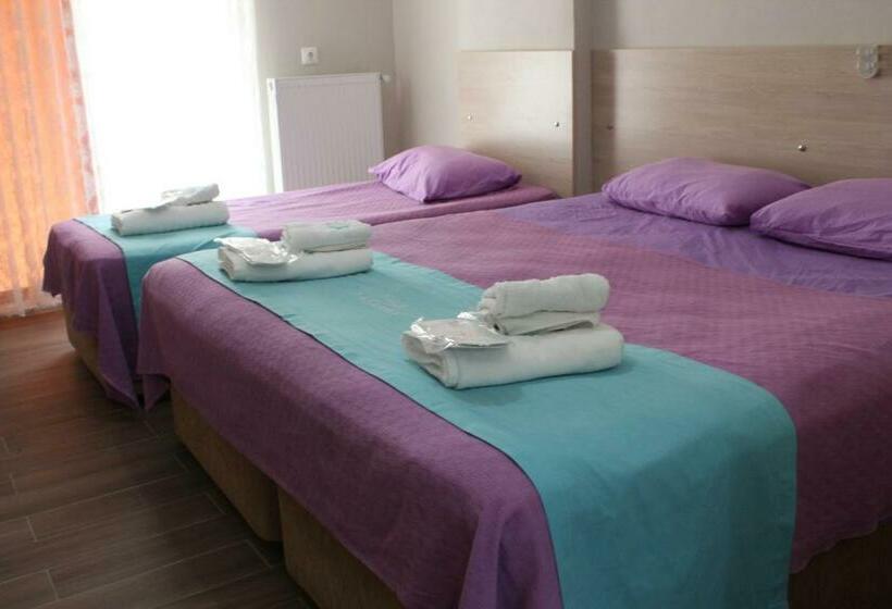 标准三人间, Figen Suite Hotel 2