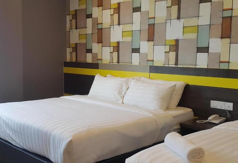 デラックストリプルルーム, Kampar Boutique