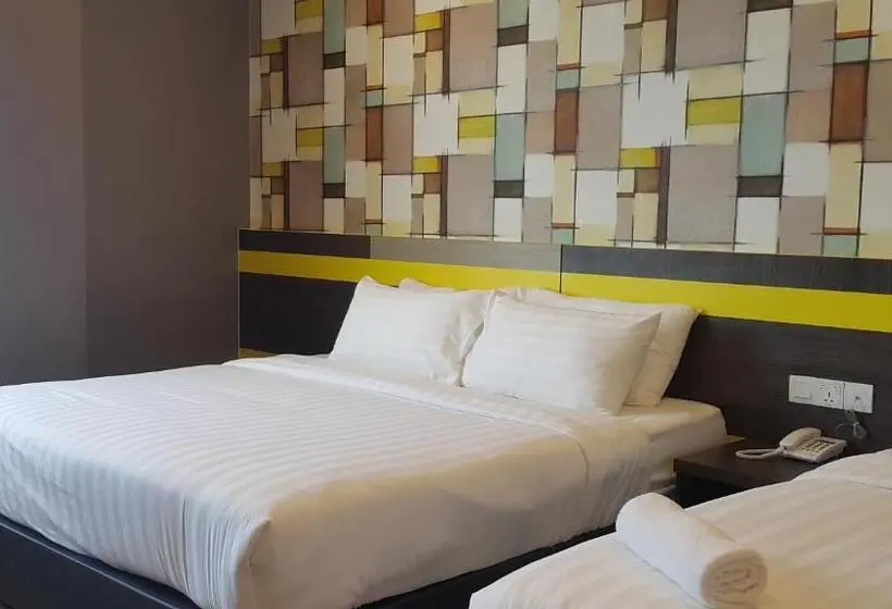 3 Bett Deluxe Zimmer, Kampar Boutique