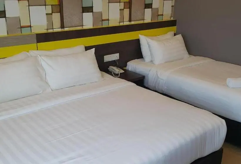 3 Bett Deluxe Zimmer, Kampar Boutique