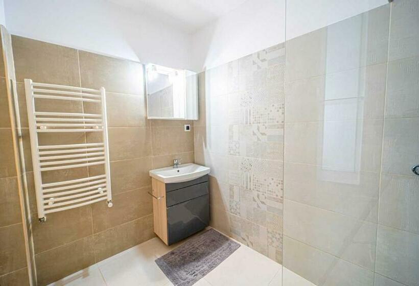 غرفة قياسية سرير كينج, Casa Bucegi Busteni