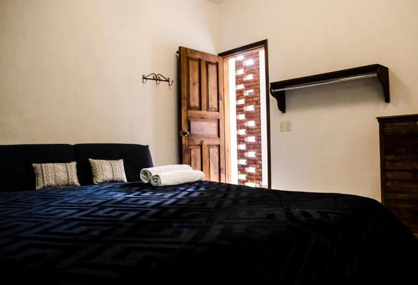 اتاق راحتی سه تخته, Casa Tequio