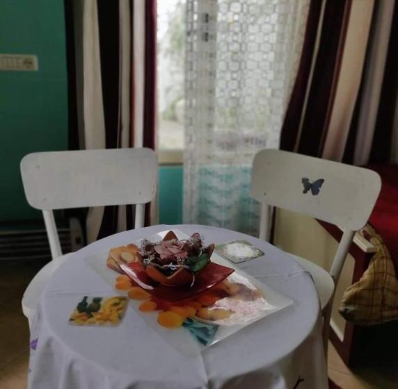 스탠다드 룸 가든 전망, Private Room Historic Center Elbasan