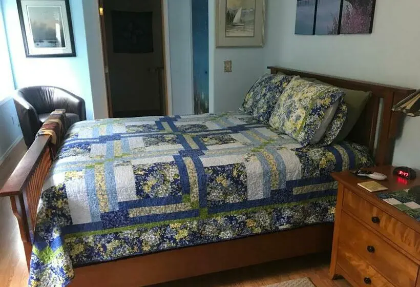 デラックスルーム, Sunshine House Bed And Breakfast