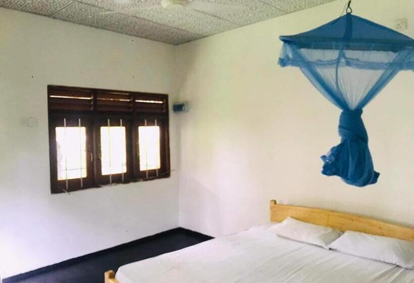 带阳台的豪华间, Nature Inn