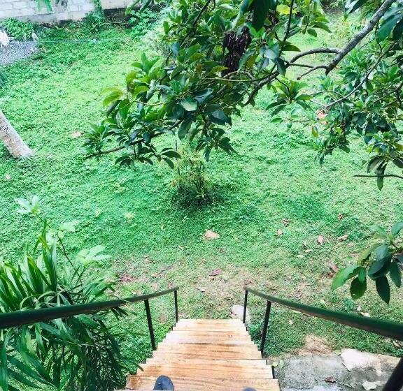 带阳台的豪华间, Nature Inn