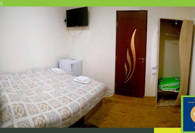 اتاق اکونومی, Guest House Hasmik