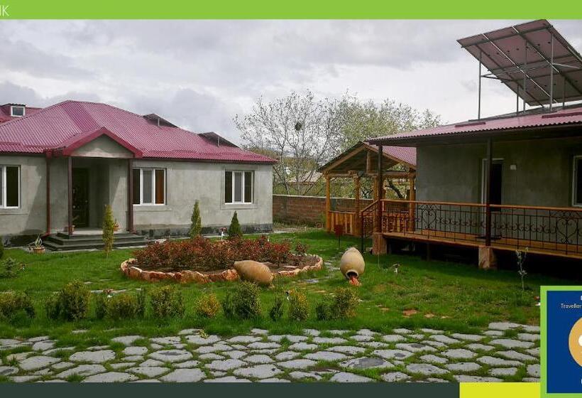 سوییت خانوادگی, Guest House Hasmik