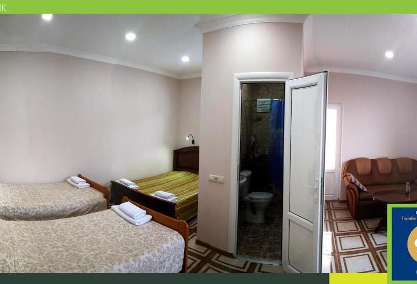 سوییت خانوادگی, Guest House Hasmik