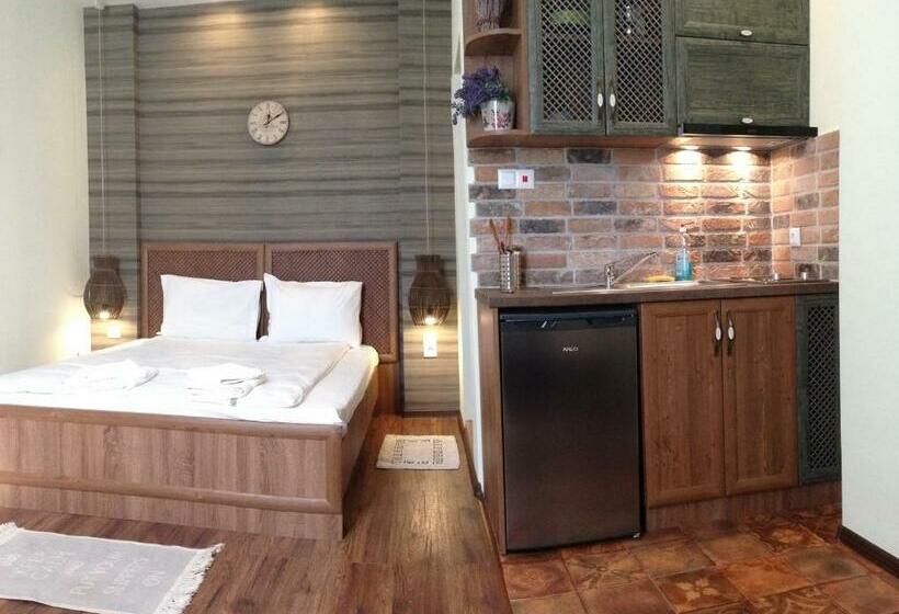 استودیوی لوکس, Guest Rooms Maria Luiza