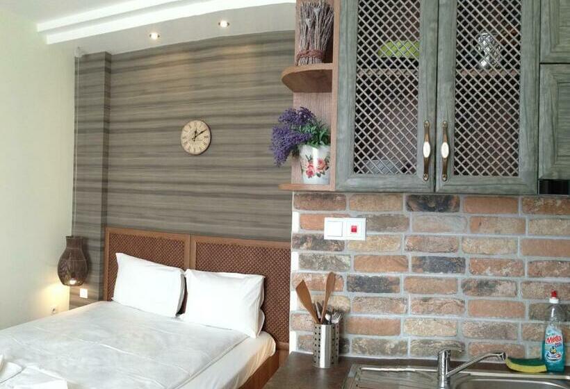 استودیوی لوکس, Guest Rooms Maria Luiza