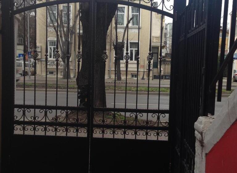 استودیوی لوکس, Guest Rooms Maria Luiza