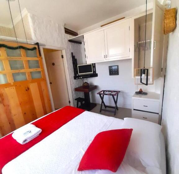 اتاق لوکس یک تخته, Hostal Cann's House