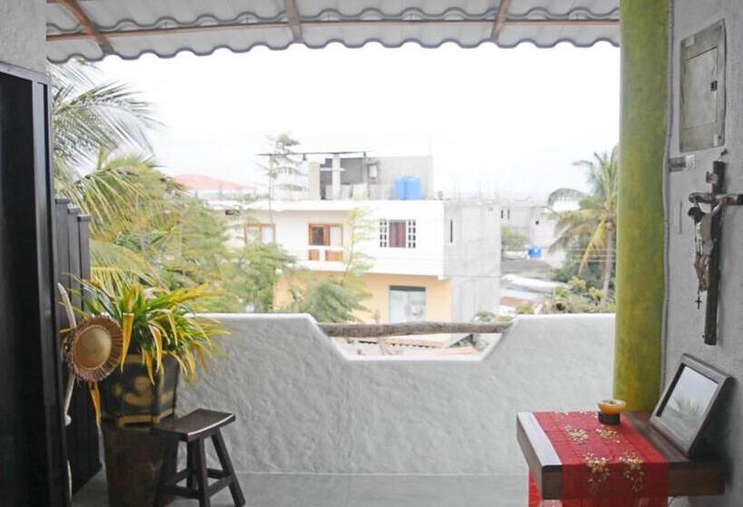 Economy Triple Room, Hostal Cann's House