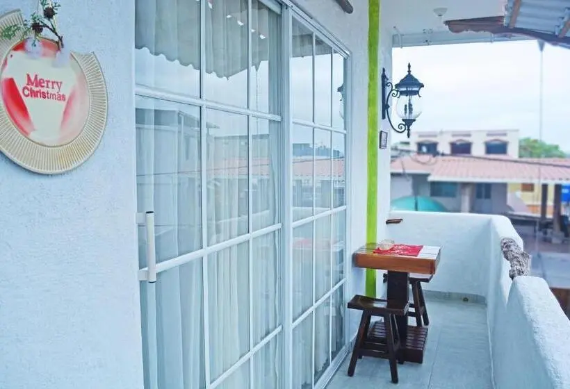 Standard-huone Parveke, Hostal Cann's House