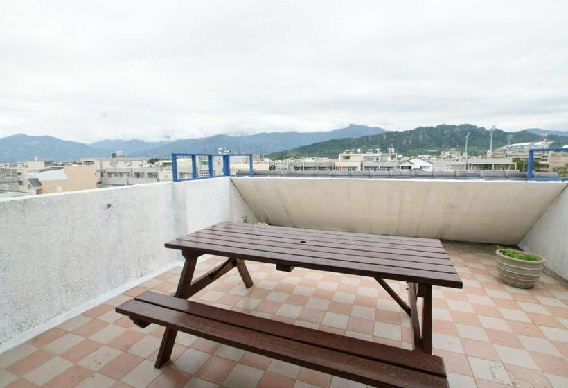 اتاق خانوادگی, Rose Rider Guesthouse