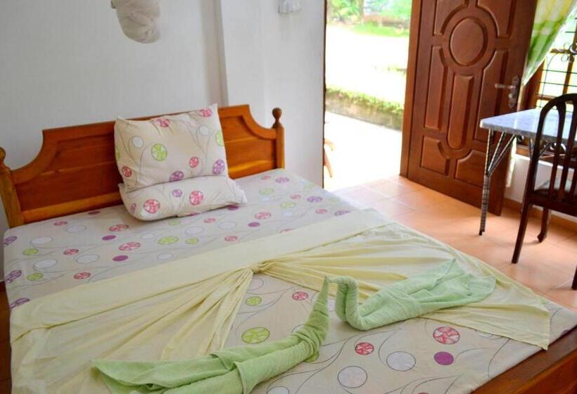 غرفة إقتصادية, Splendid Lake View Safari Lodge