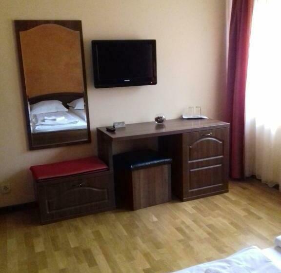 Номер Deluxe, Pensiunea Damiris