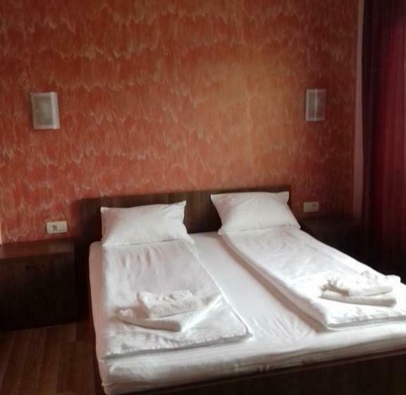 חדר דלוקס, Pensiunea Damiris