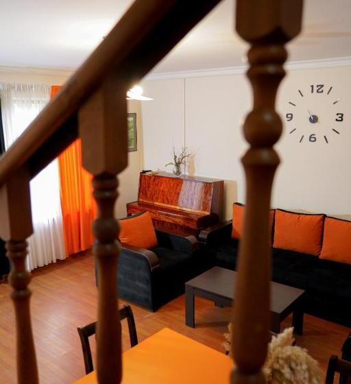 패밀리 룸 가든 전망, Restland Dilijan Family