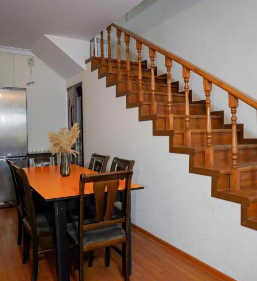 패밀리 룸 가든 전망, Restland Dilijan Family