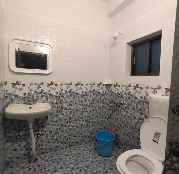 חדר אקונומי, Gaurav Guest House