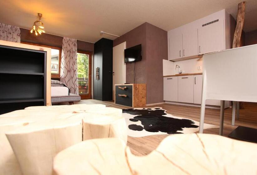 إستوديو قياسى, Landhaus Bromm