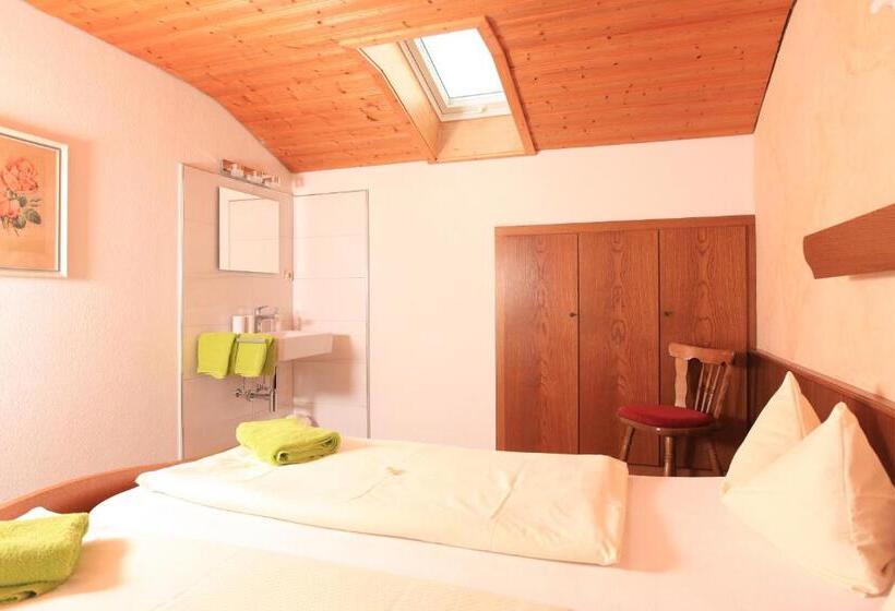 Апартаменты 3 Спальни, Landhaus Bromm