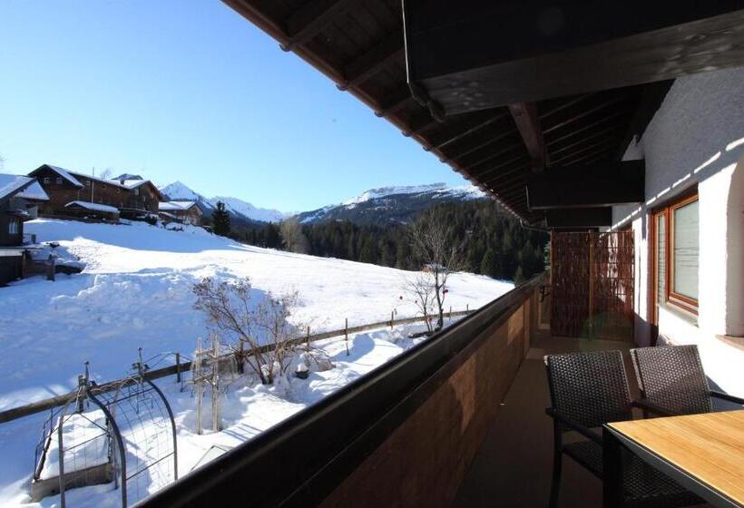Апартаменты Deluxe 2 Спальни, Landhaus Bromm