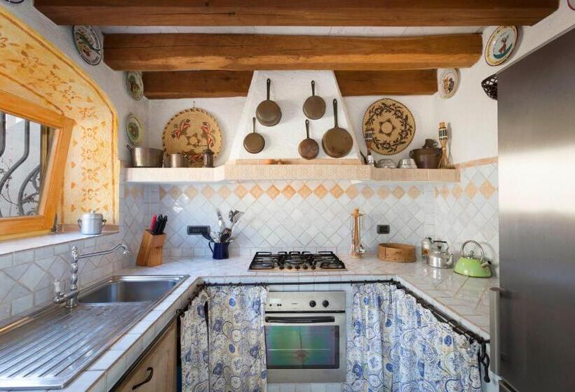 Apartament 3 Sypialnie, Le Case Di Capriccioli