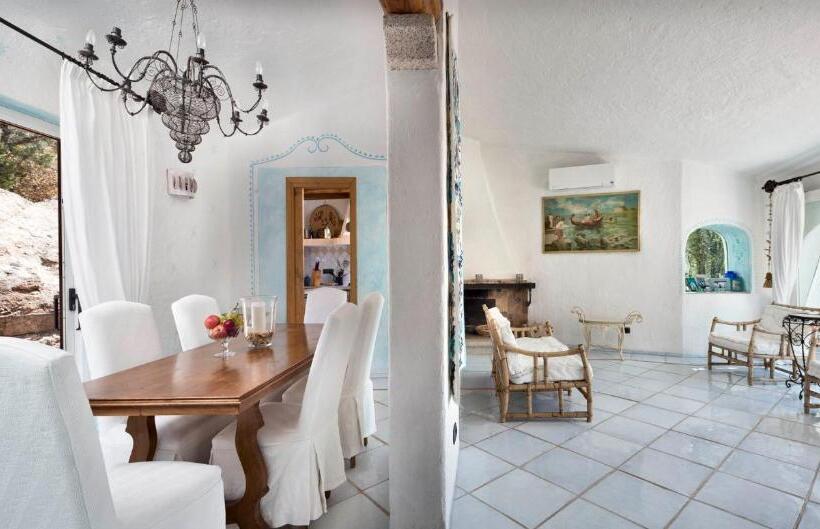 Apartament 3 Sypialnie, Le Case Di Capriccioli