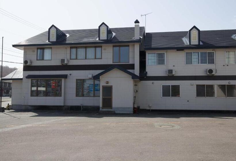 Pokój Standard Czteroosobowy Wspólna Łazienka, ホテル中の島別館