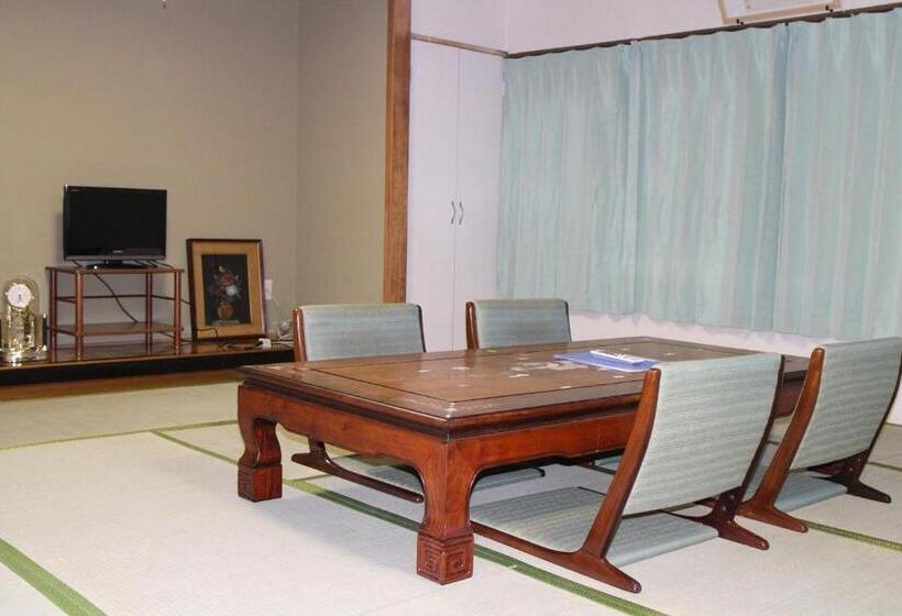 Pokój Rodzinny, ホテル中の島別館