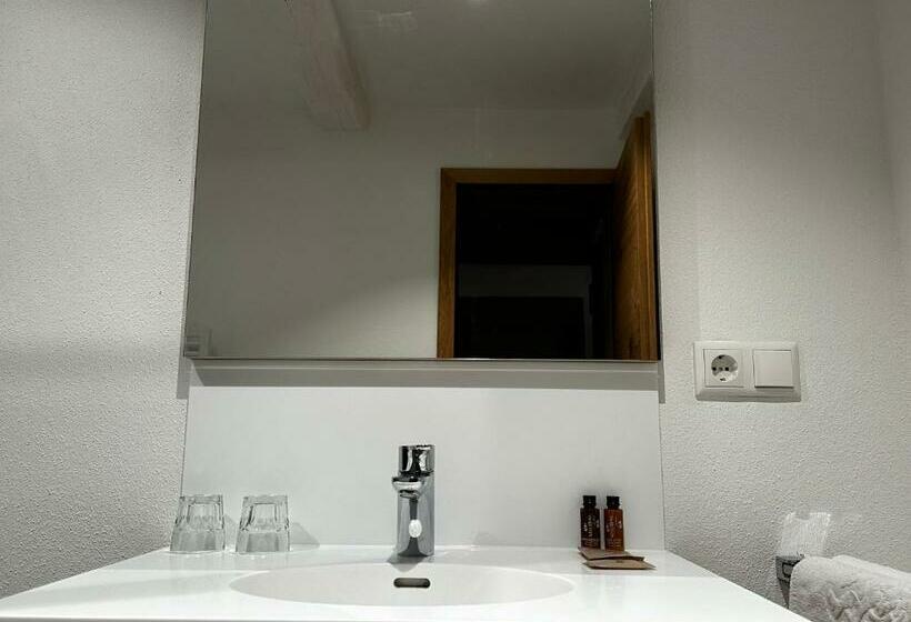 Номер Стандарт, Gasthof Goldene Krone