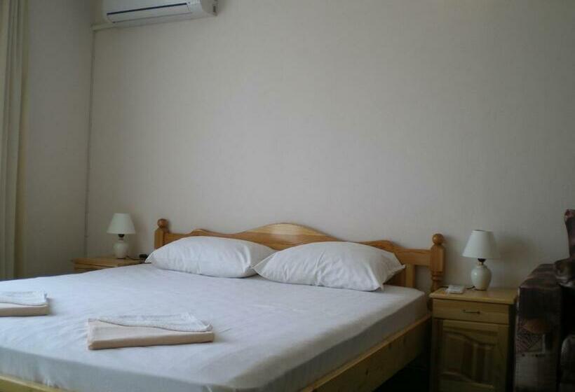 Номер Стандарт с Балконом, Guest House Diamant