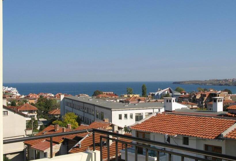 Номер Стандарт с Балконом, Guest House Diamant