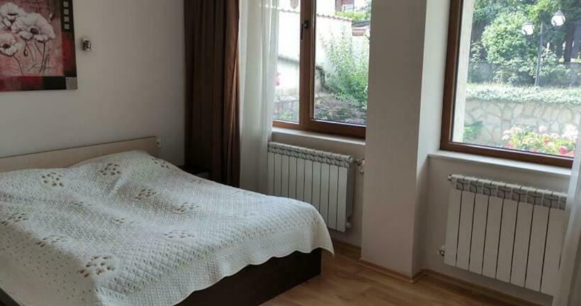 اتاق استاندارد, Guest House Ela