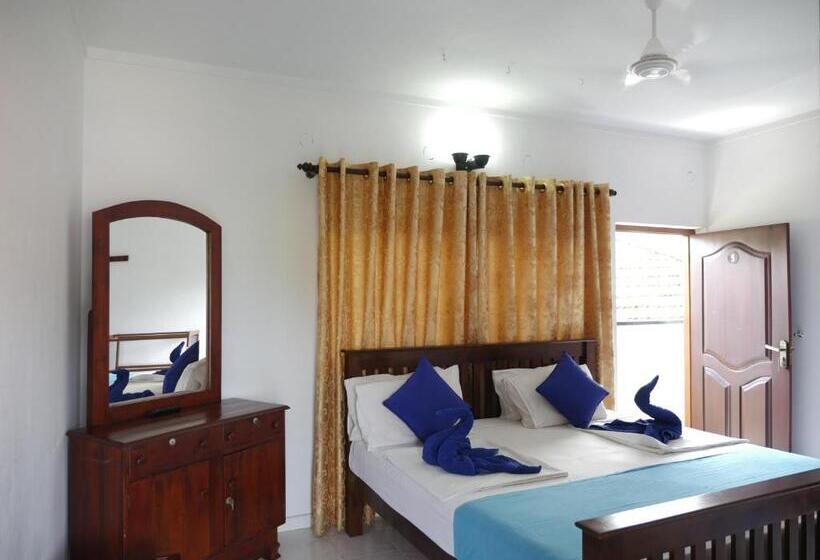 חדר דלוקס, Ocean View Tourist Guest House At Negombo Beach