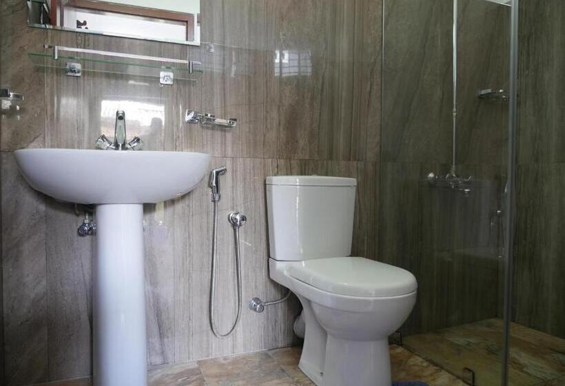 חדר בסיסי, Ocean View Tourist Guest House At Negombo Beach