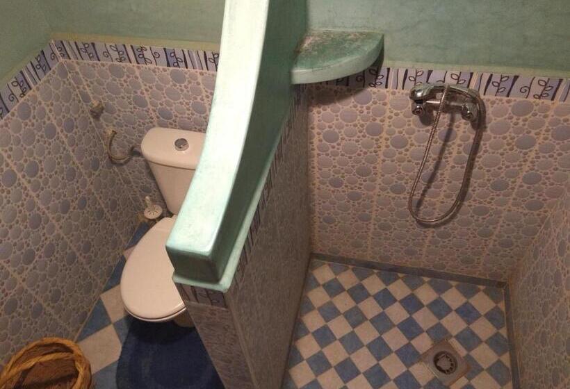 Quarto standard, Kasbah Planet Sahara