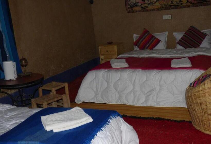Quarto Triplo Estandar, Kasbah Planet Sahara