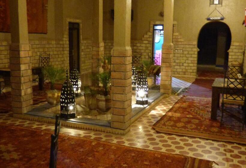 Quarto Triplo Standart, Kasbah Planet Sahara