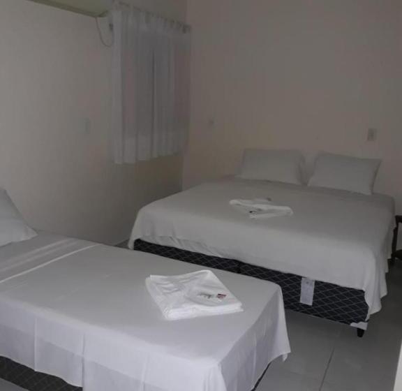 Quarto Triplo Basic, Pousada Cabo Branco