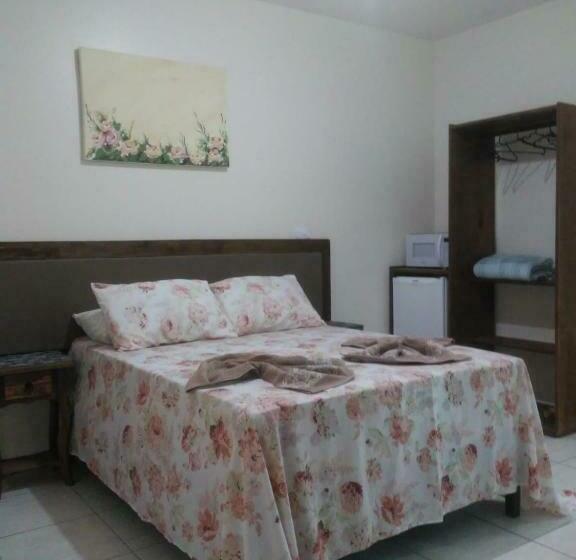 سوئیت با بالکن, Pousada Pingo D água